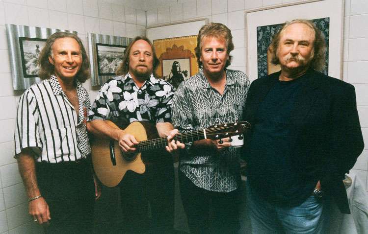 maingard-guitars-crosby-stills-nash-acoustic-luthier-7